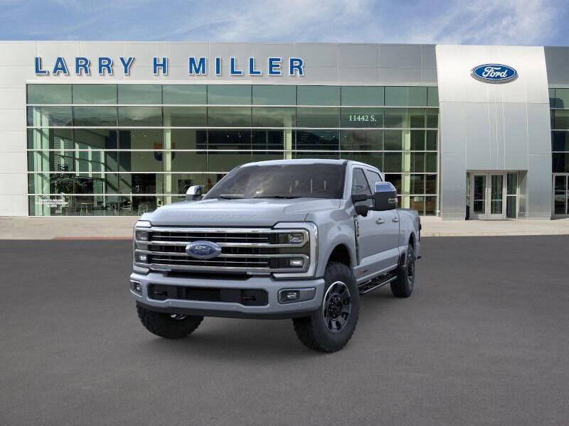 2026 Ford F-350 Platinum photo 2