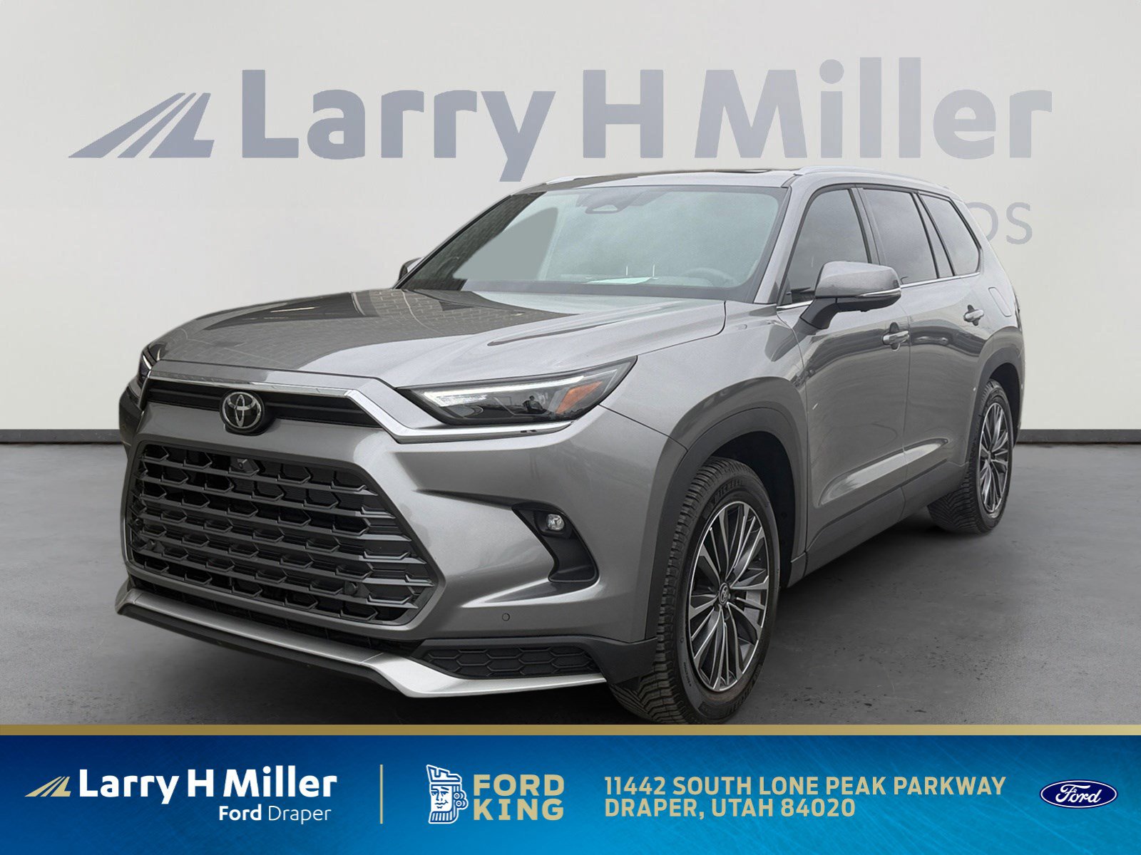2026 Toyota Grand Highlander Hybrid MAX Platinum AWD's photo