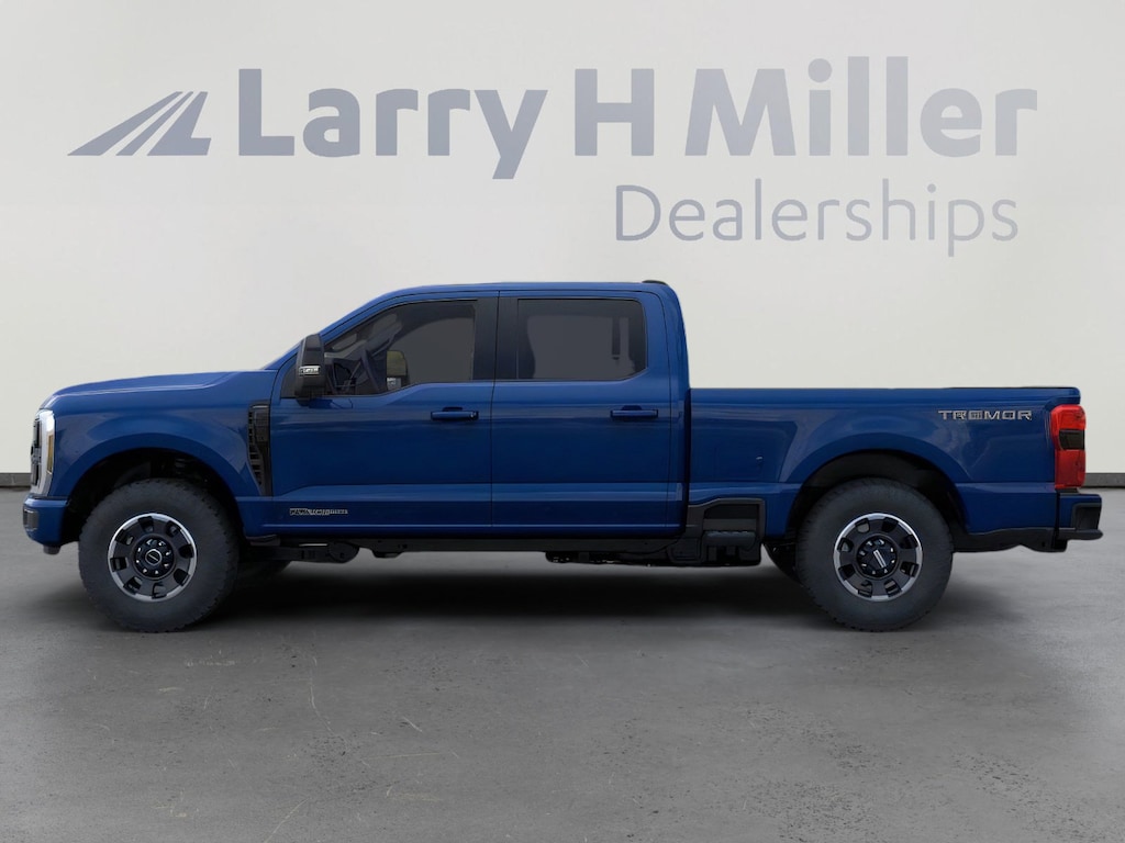 New 2026 Ford Super Duty F-250 SRW LARIAT 4WD Crew Cab 6-3/4' Box V8 Engine
