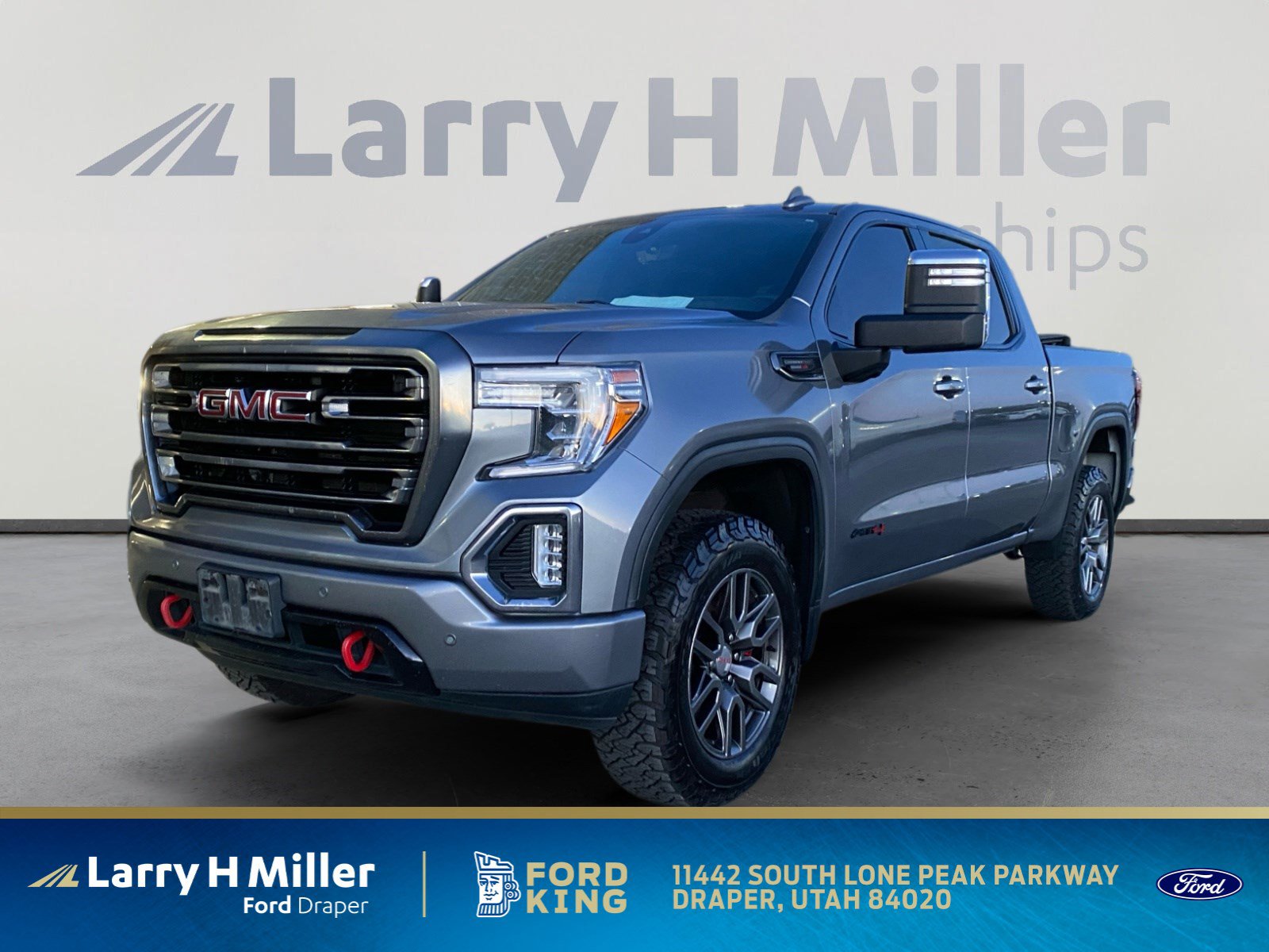 2020 GMC Sierra 4WD Crew Cab Short Box AT4's photo
