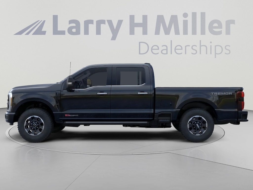 New 2026 Ford Super Duty F-350 SRW Platinum 4WD Crew Cab 6-3/4' Box V8 Engine