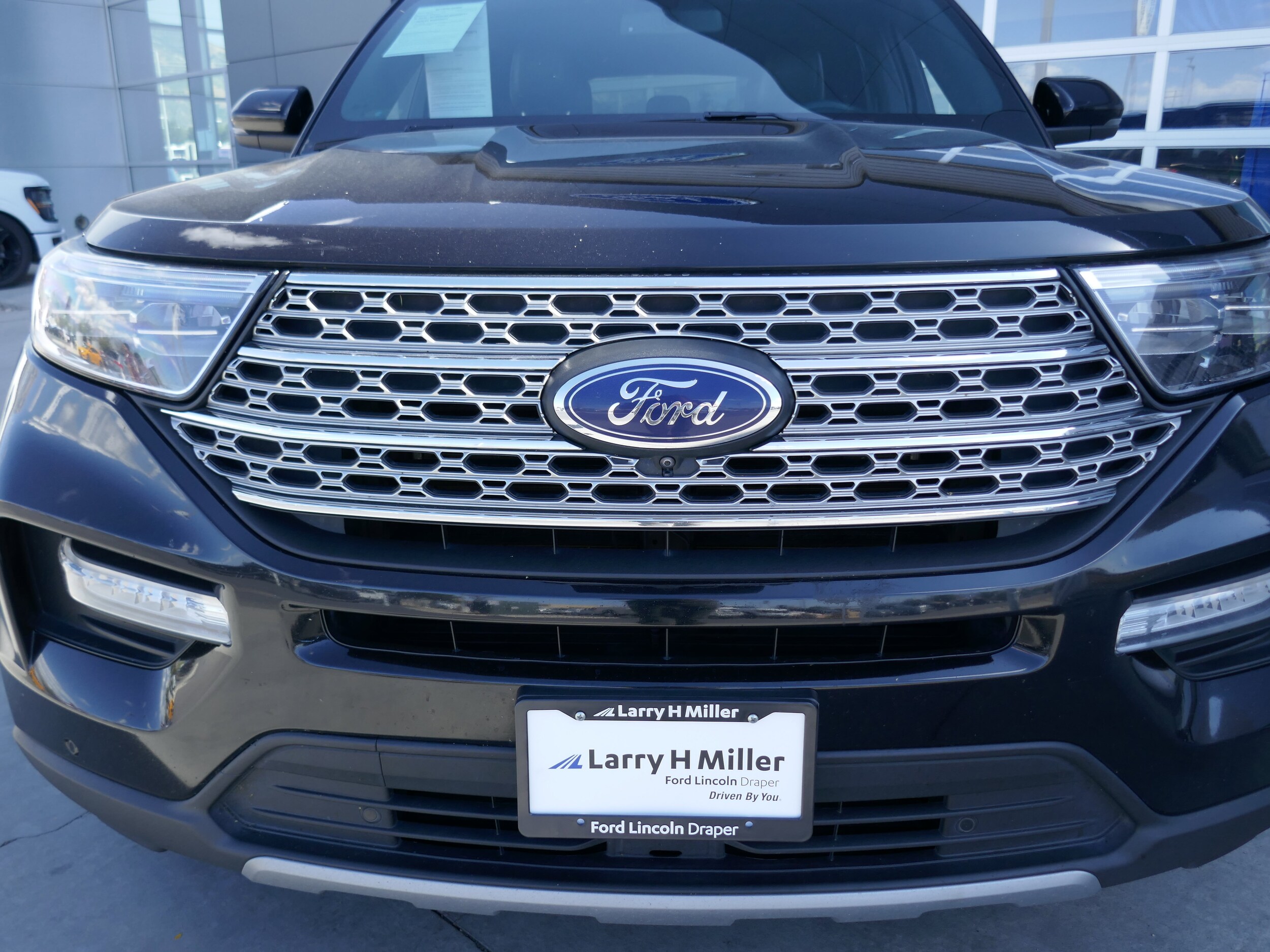 2020 Ford Explorer Limited photo 3