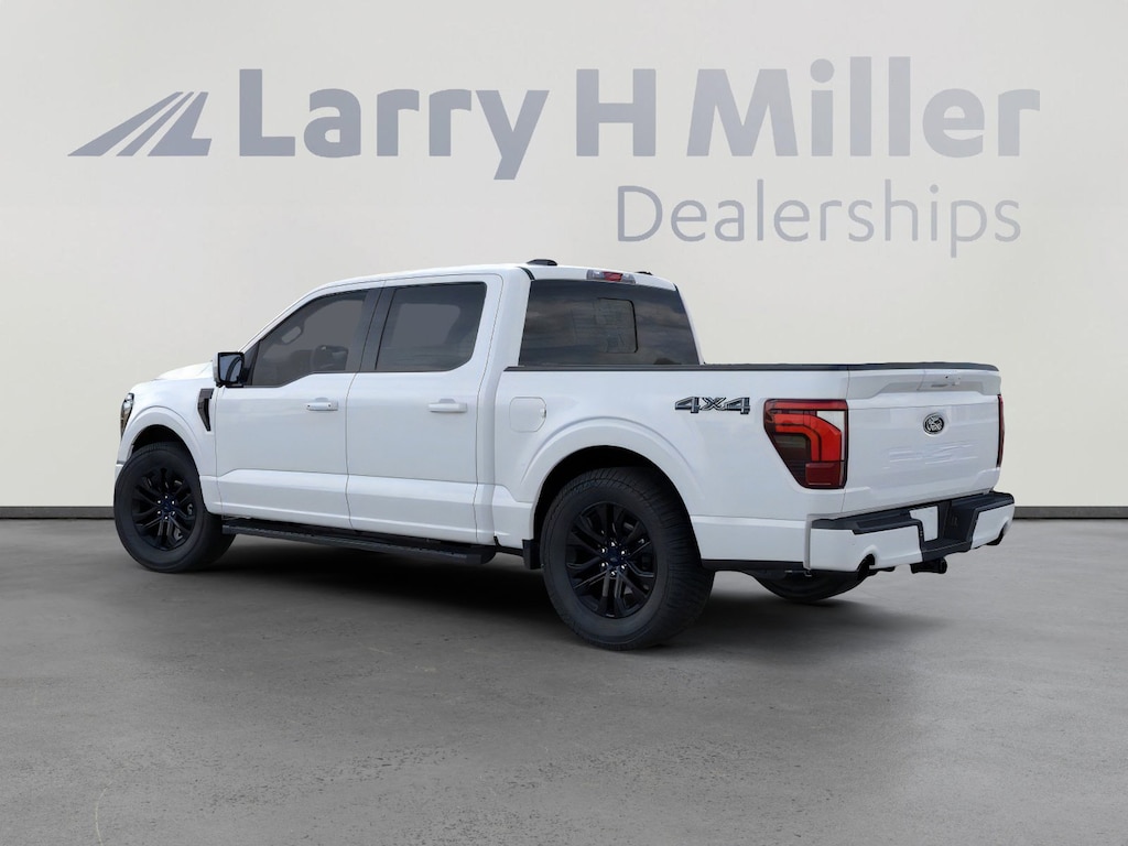 New 2026 Ford F-150 LARIAT 4WD SuperCrew 5-1/2' Box V6 Engine