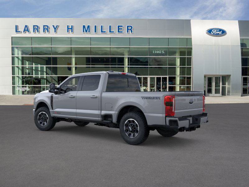 2026 Ford F-250 Lariat photo 4