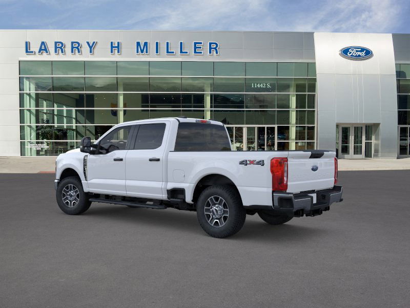 2025 Ford F-250 XLT photo 4