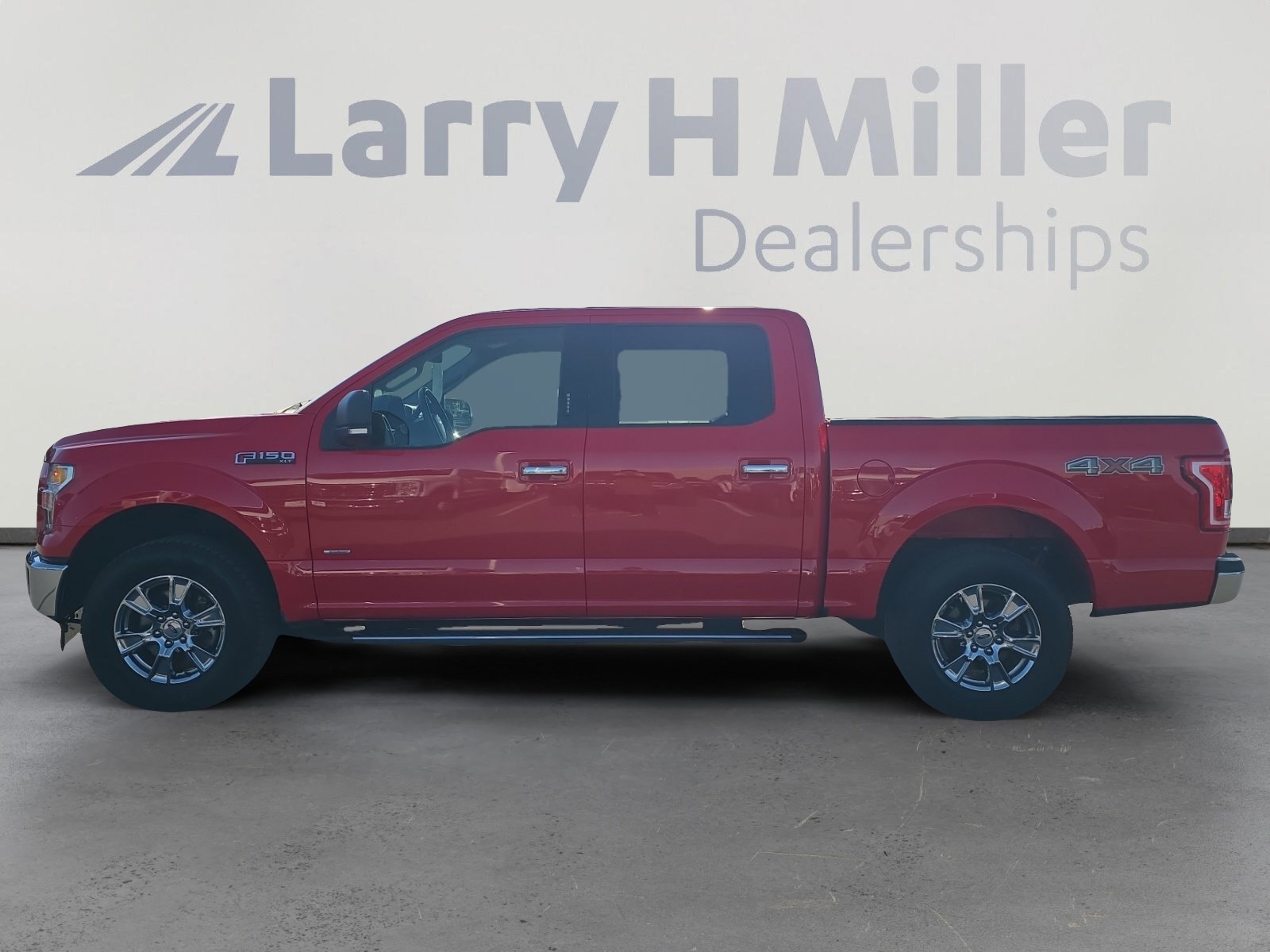 2017 Ford F-150 XLT photo 2