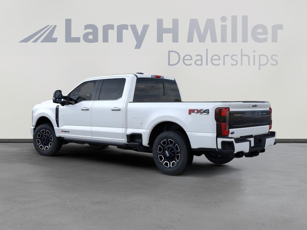 New 2026 Ford Super Duty F-350 SRW Platinum 4WD Crew Cab 6-3/4' Box V8 Engine