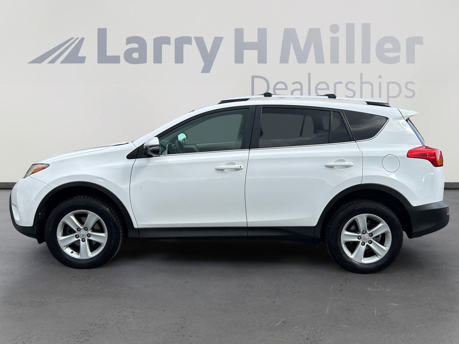 Used 2013 Toyota RAV4 XLE with VIN 2T3RFREV9DW060200 for sale in Draper, UT