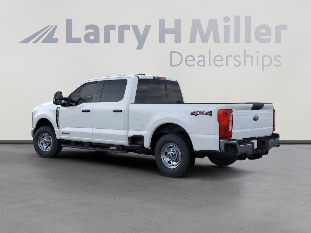 New 2026 Ford Super Duty F-350 SRW XL 4WD Crew Cab 6-3/4' Box V8 Engine