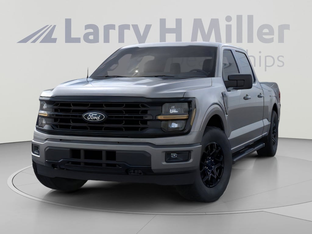 New 2026 Ford F-150 XLT 4WD SuperCrew 5-1/2' Box V6 Engine