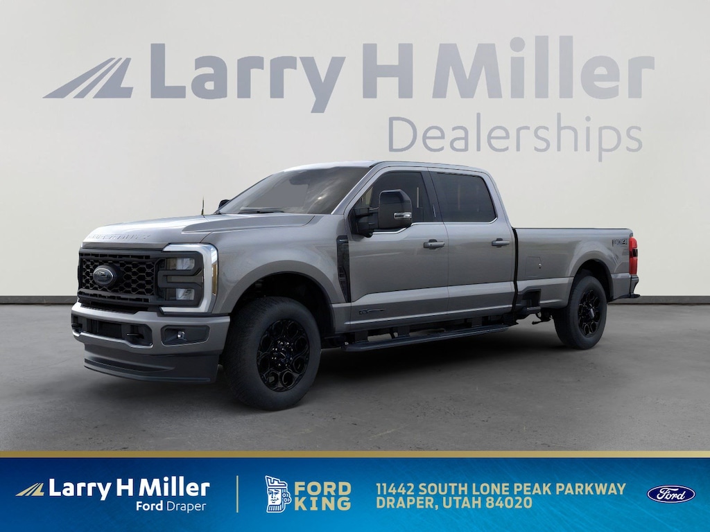 New 2025 Ford Super Duty F-350 SRW LARIAT 4WD Crew Cab 8' Box V8 Engine