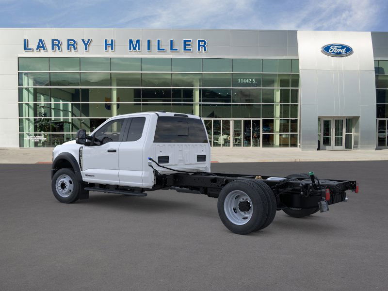 2026 Ford F-550 XL photo 4