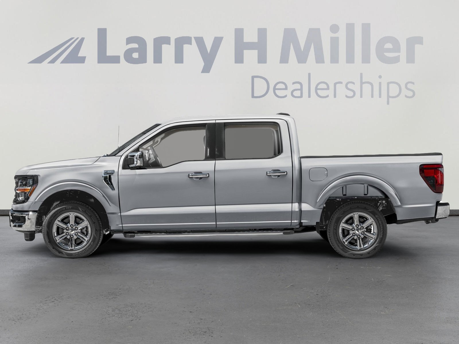 2026 Ford F-150 XLT photo 3