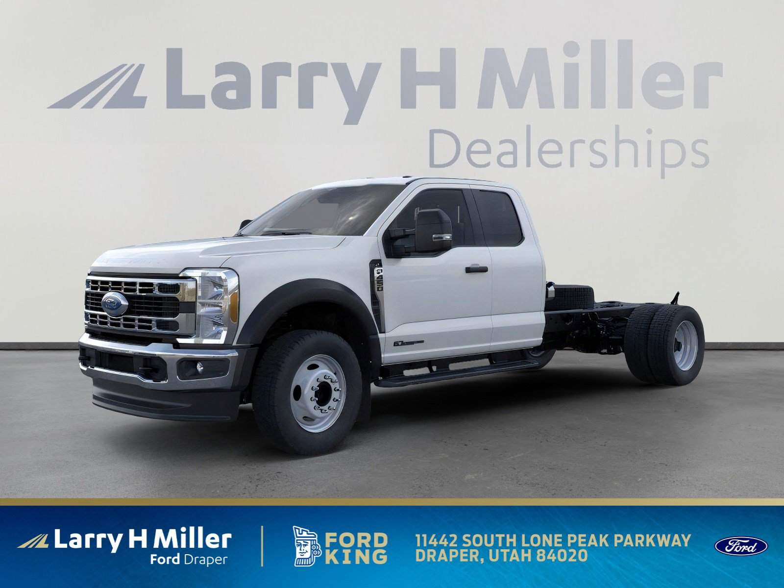 2025 Ford F-450 Super Duty Chassis Cab XL's photo