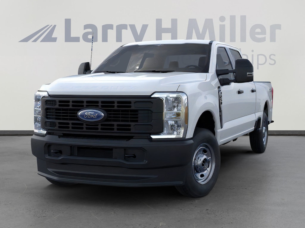 New 2026 Ford Super Duty F-250 SRW XL 4WD Crew Cab 8' Box V8 Engine
