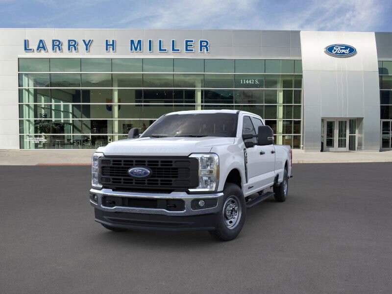 2025 Ford F-250 XL photo 2