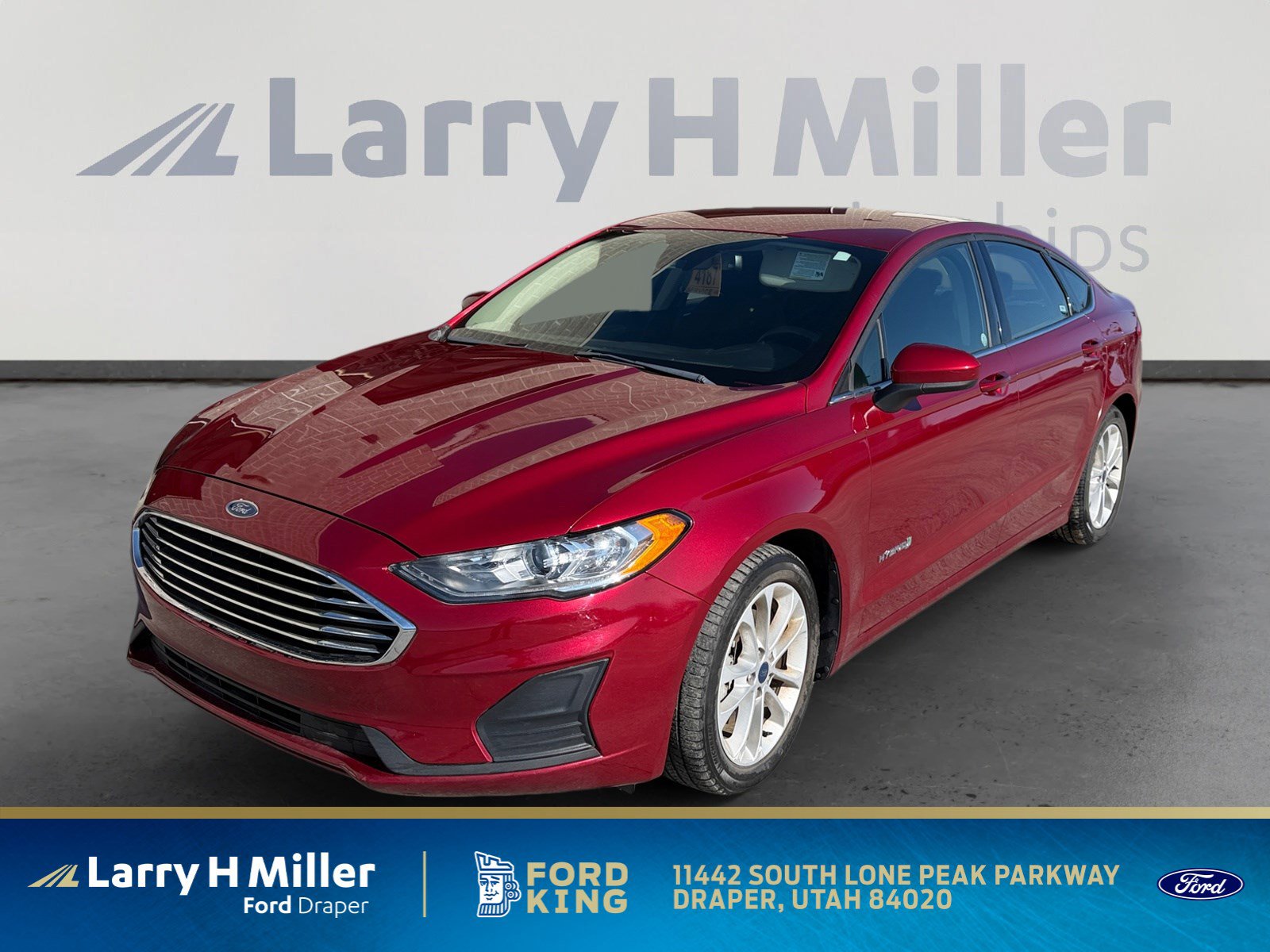 2019 Ford Fusion SE's photo