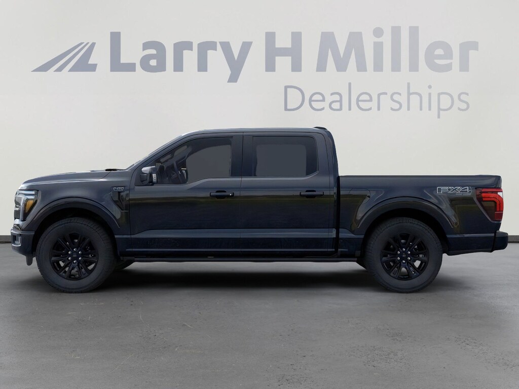 New 2025 Ford F-150 Platinum 4WD SuperCrew 5-1/2' Box V6 Engine