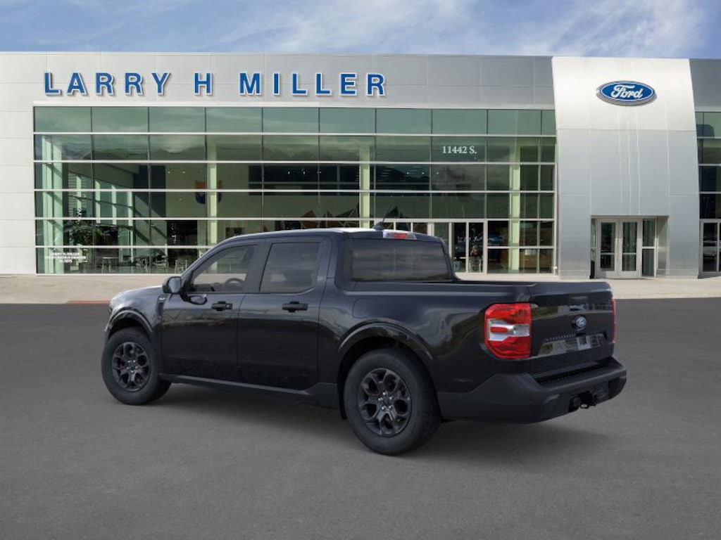 New 2025 Ford Maverick XLT AWD SuperCrew I4 Engine