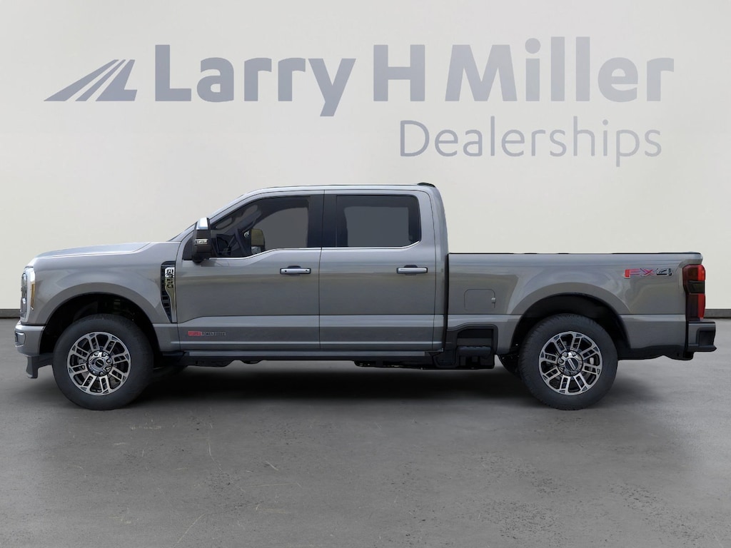 New 2026 Ford Super Duty F-350 SRW Platinum 4WD Crew Cab 6-3/4' Box V8 Engine