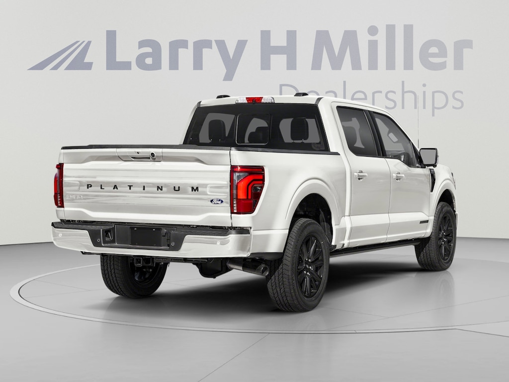New 2026 Ford F-150 Platinum 4WD SuperCrew 5-1/2' Box V6 Engine