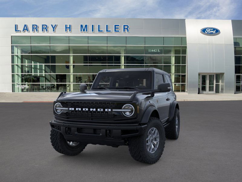 2025 Ford Bronco Badlands photo 2