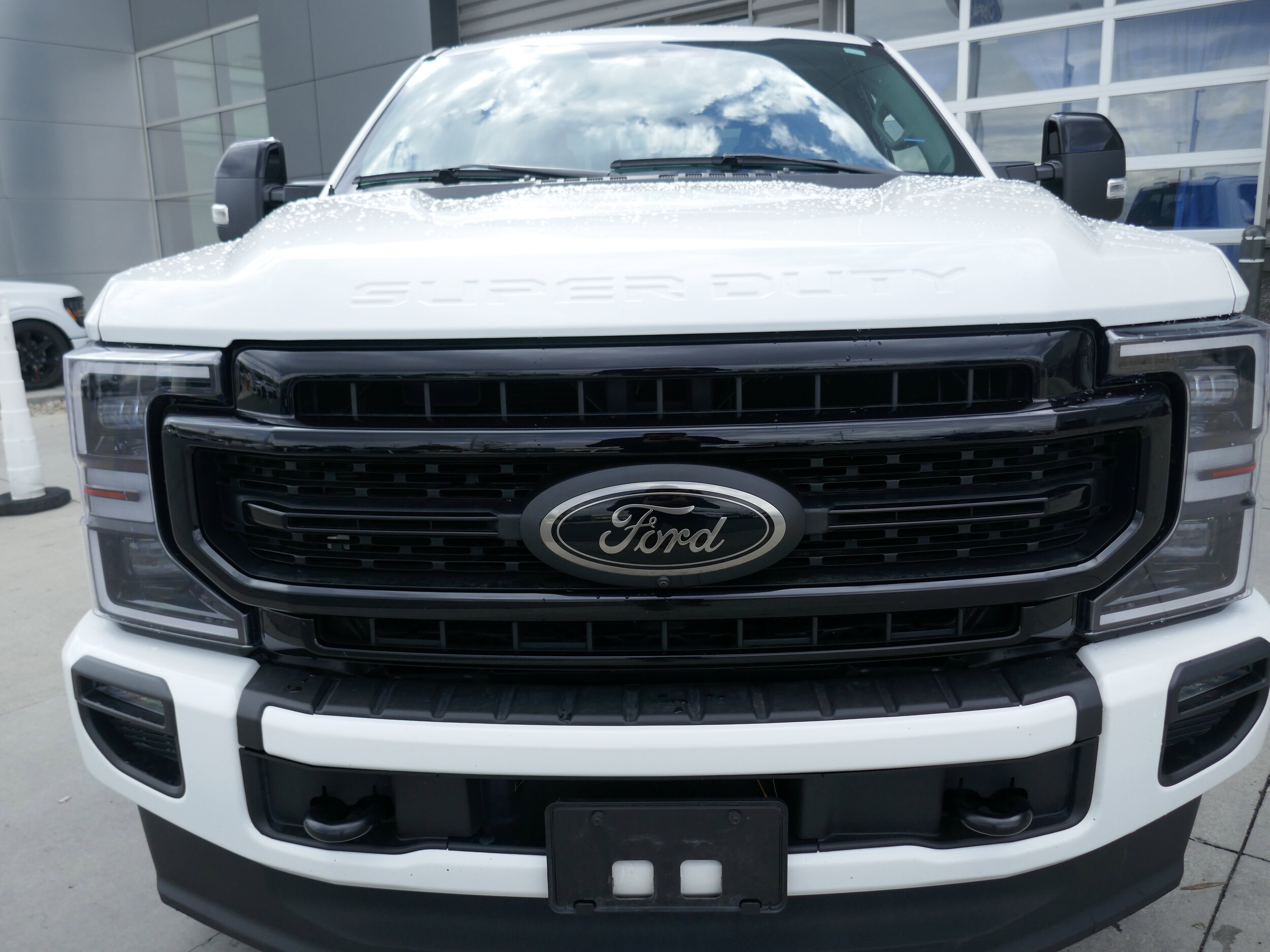 2020 Ford F-350 Lariat photo 3