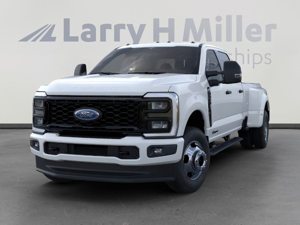 New 2026 Ford Super Duty F-350 DRW XL 4WD Crew Cab 8' Box V8 Engine