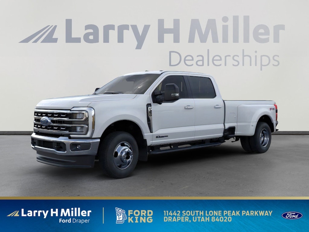 New 2026 Ford Super Duty F-350 DRW XLT 4WD Crew Cab 8' Box V8 Engine