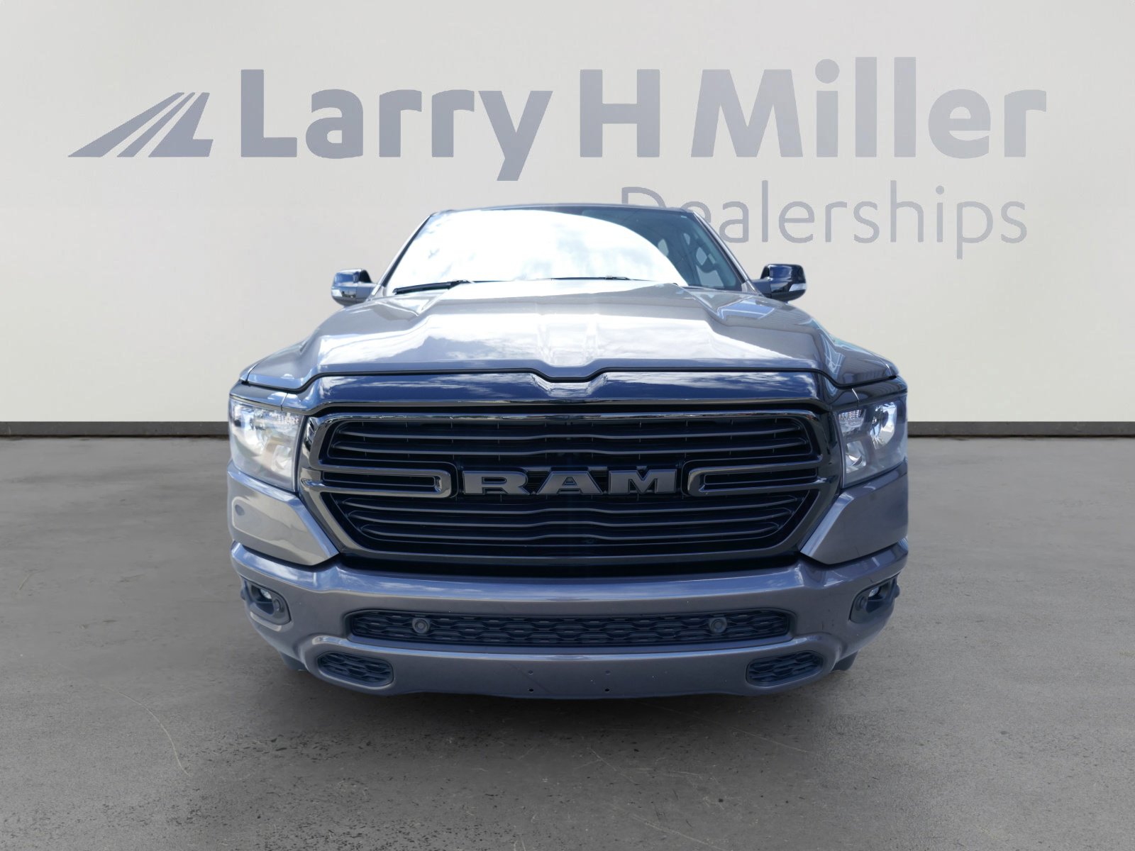2020 Ram 1500 Laramie photo 3