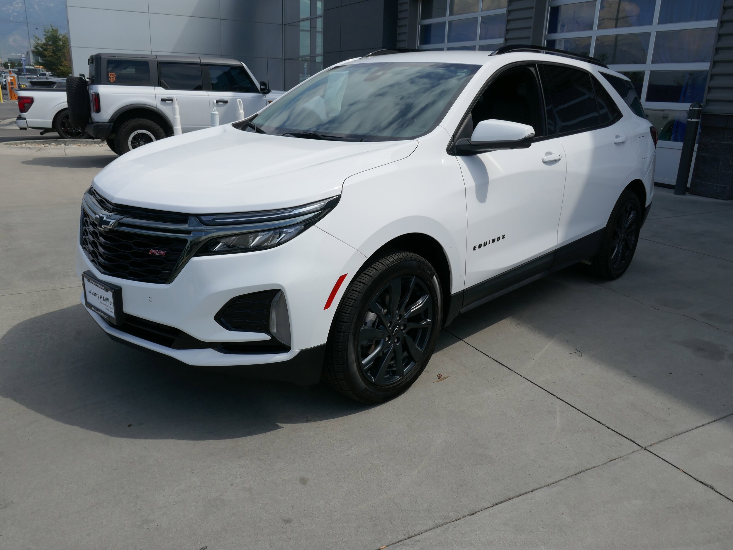 2023 Chevrolet Equinox RS photo 3