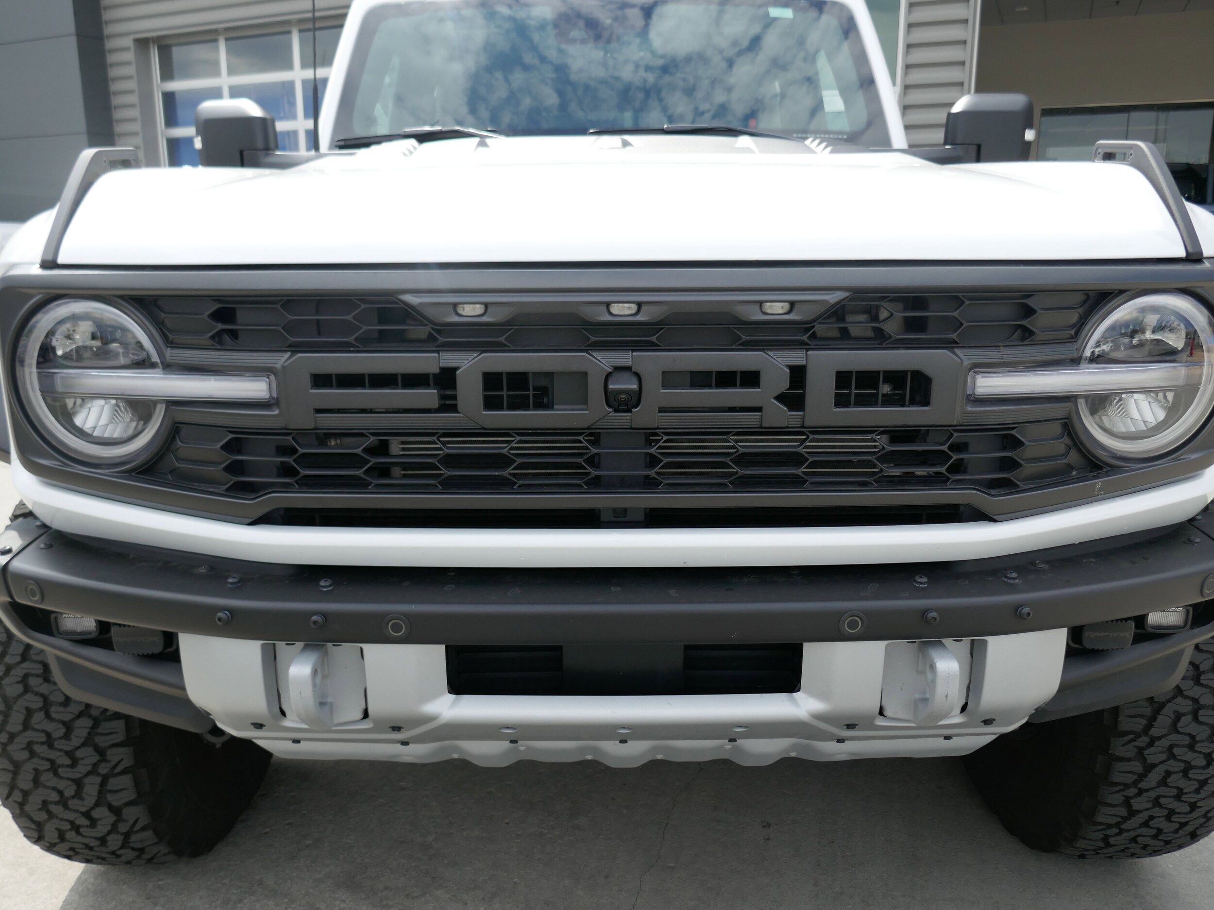 2023 Ford Bronco Raptor photo 3