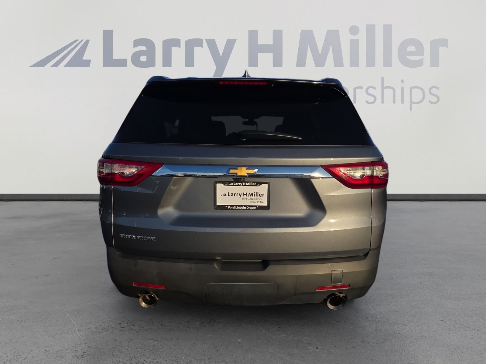 2021 Chevrolet Traverse LS photo 4