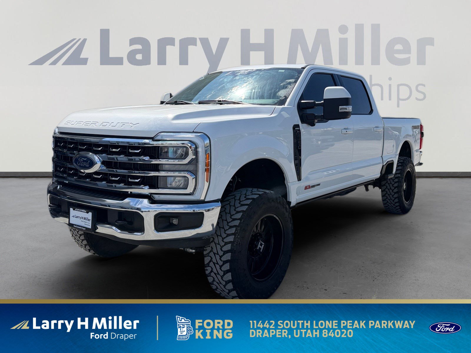 2023 Ford F-350 Lariat 4x4 Crew Cab 6-3/4 Box SRW's photo