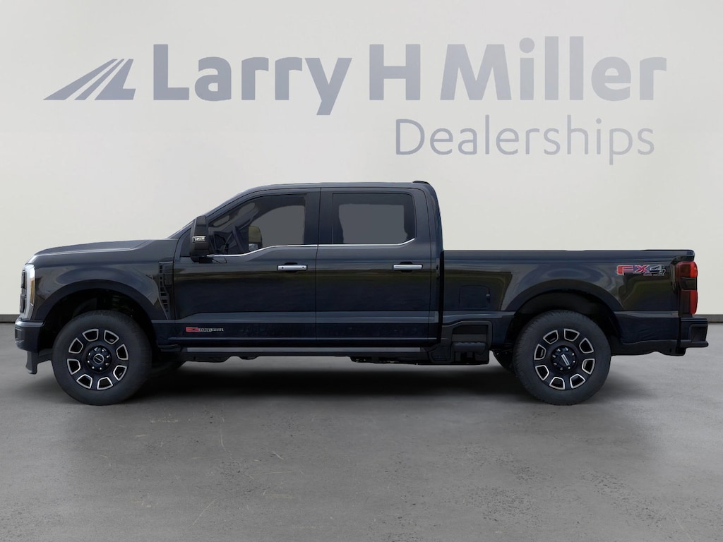 New 2026 Ford Super Duty F-350 SRW Platinum 4WD Crew Cab 6-3/4' Box V8 Engine