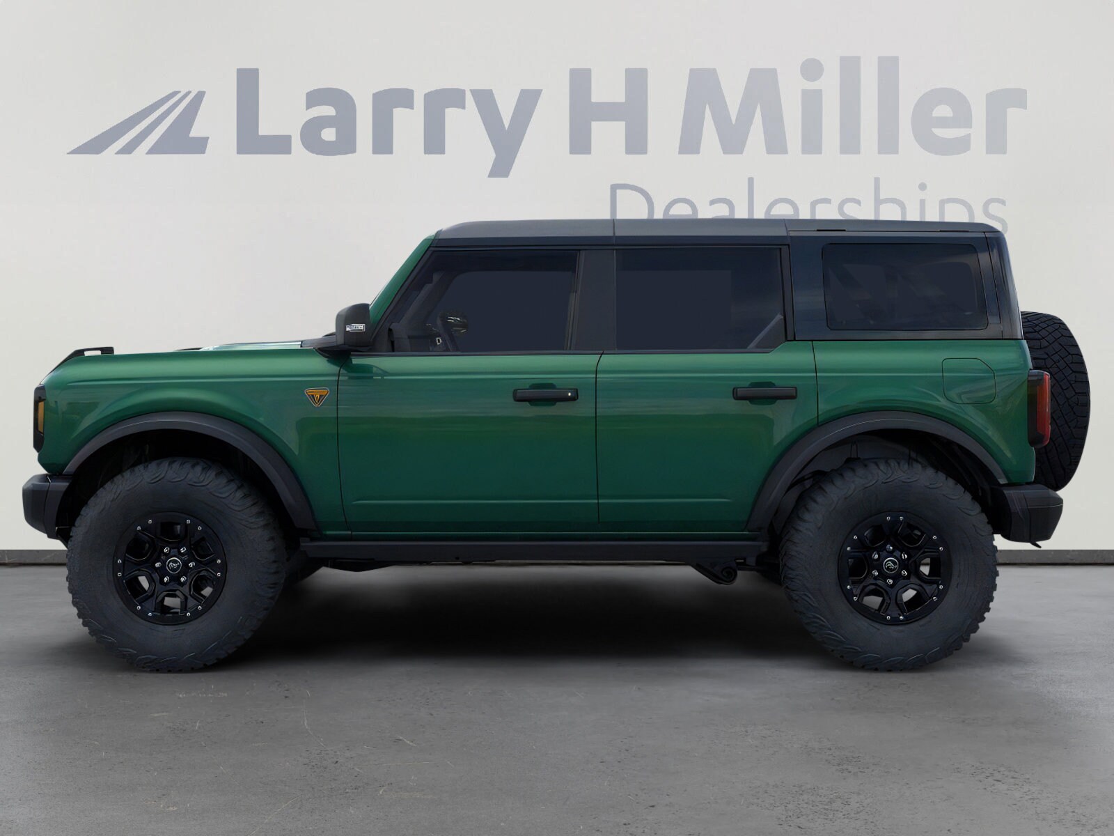 2025 Ford Bronco Badlands photo 3