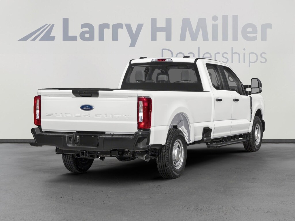 New 2026 Ford Super Duty F-250 SRW XL 4WD Crew Cab 8' Box V8 Engine