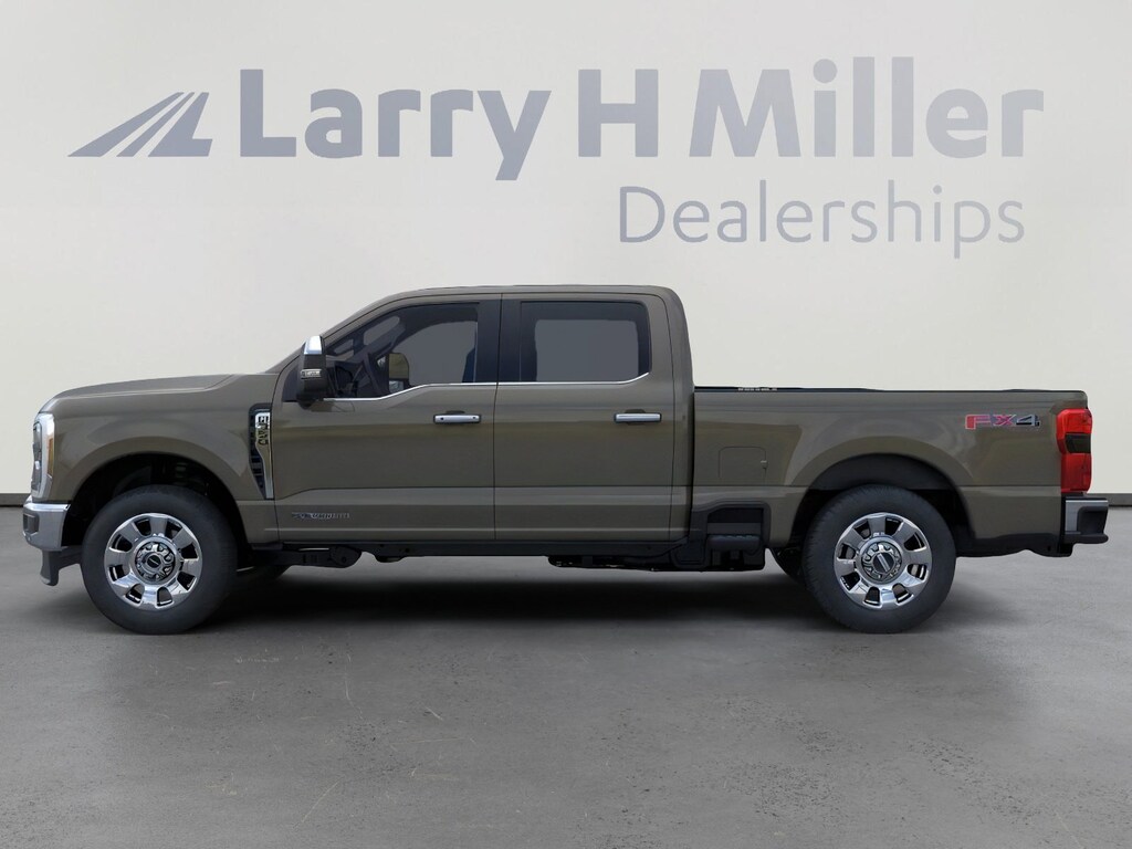 New 2026 Ford Super Duty F-350 SRW LARIAT 4WD Crew Cab 6-3/4' Box V8 Engine