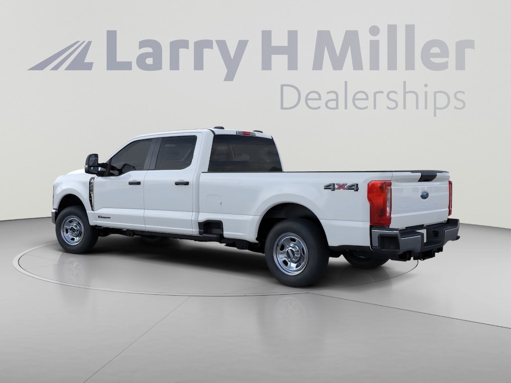 New 2026 Ford Super Duty F-350 SRW XL 4WD Crew Cab 6-3/4' Box V8 Engine