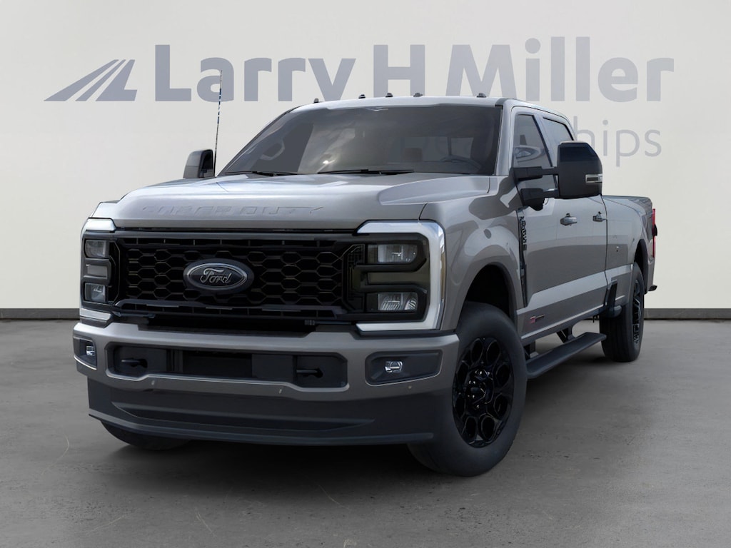 New 2026 Ford Super Duty F-350 SRW LARIAT 4WD Crew Cab 8' Box V8 Engine