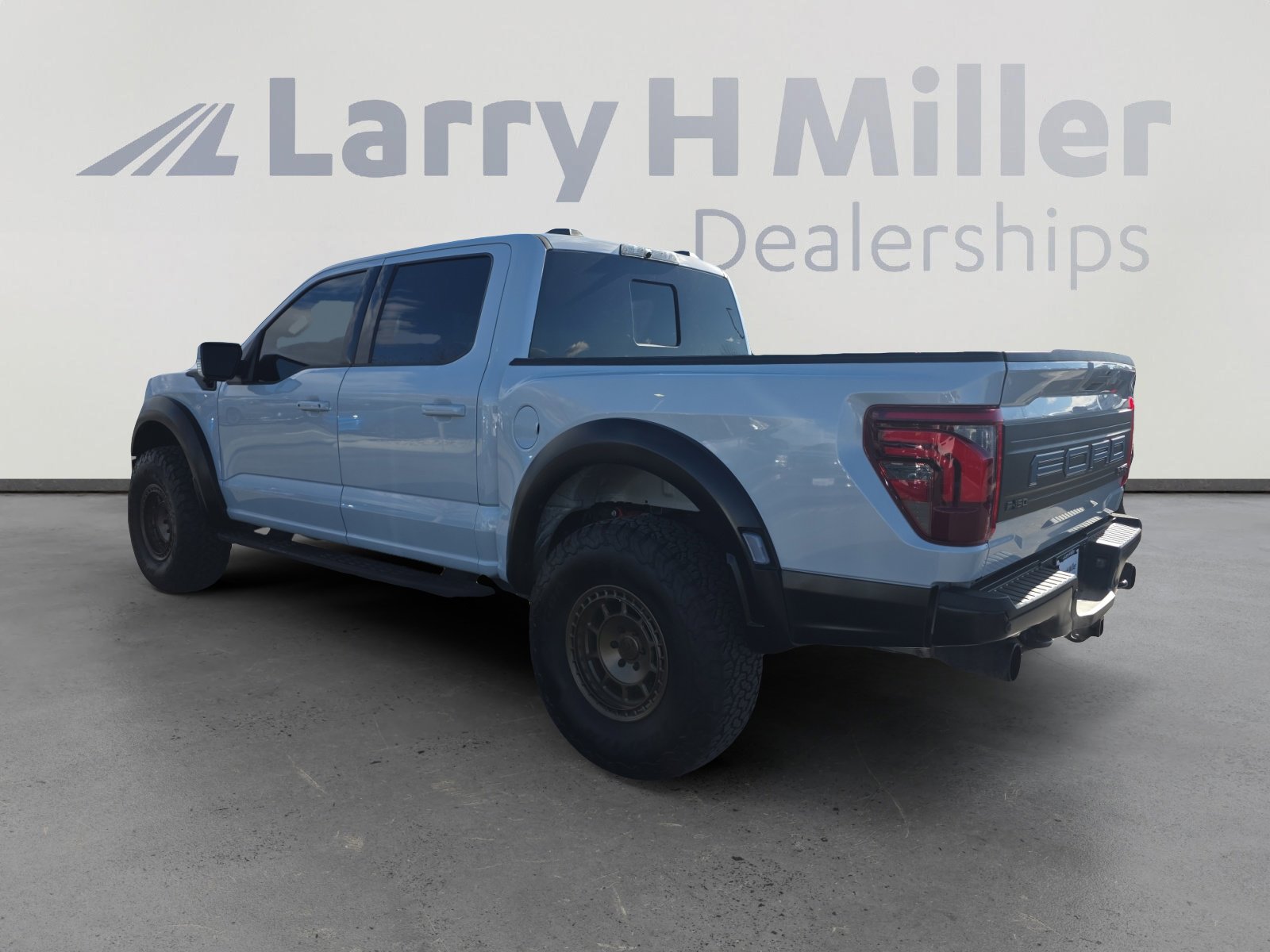 2025 Ford F-150 Raptor photo 3