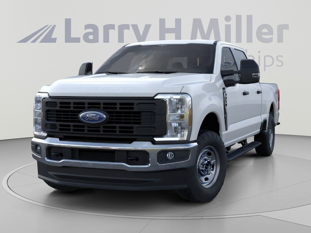 New 2026 Ford Super Duty F-350 SRW XL 4WD Crew Cab 8' Box V8 Engine