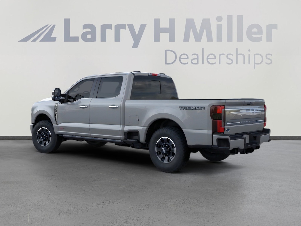 New 2026 Ford Super Duty F-350 SRW Platinum 4WD Crew Cab 6-3/4' Box V8 Engine