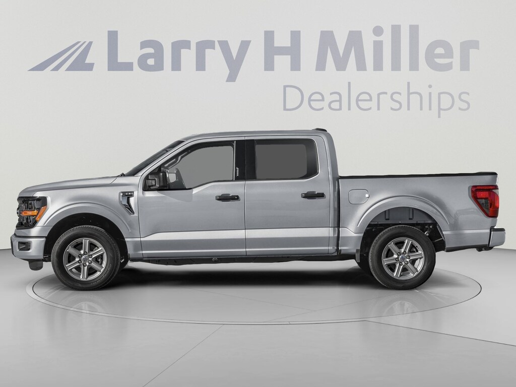 New 2026 Ford F-150 XLT 4WD SuperCrew 5-1/2' Box V8 Engine
