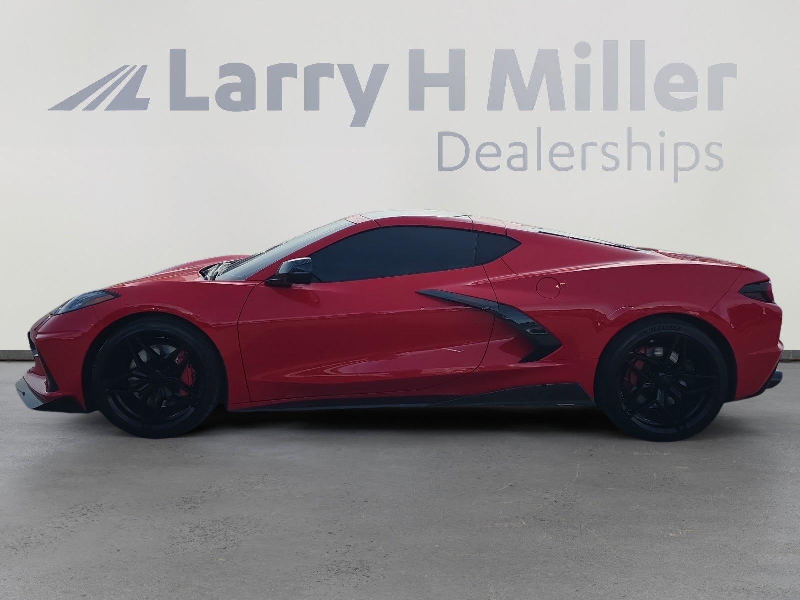 2020 Chevrolet Corvette 2LT Coupe photo 2