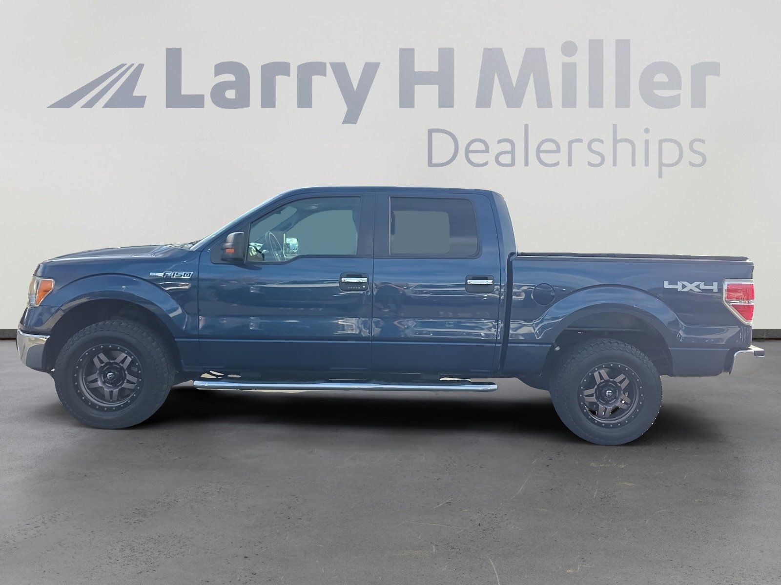 2014 Ford F-150 XLT photo 2