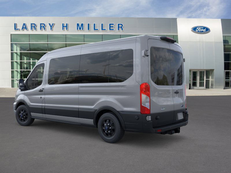 2025 Ford Transit Passenger XLT photo 3