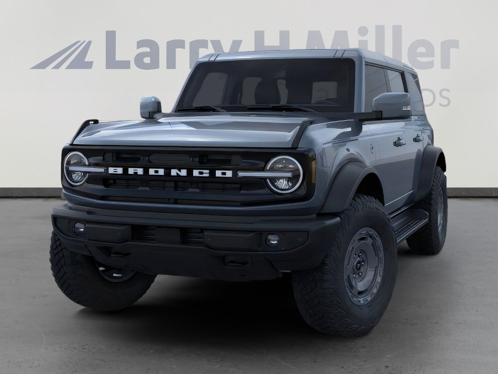 2025 Ford Bronco Outer Banks photo 2