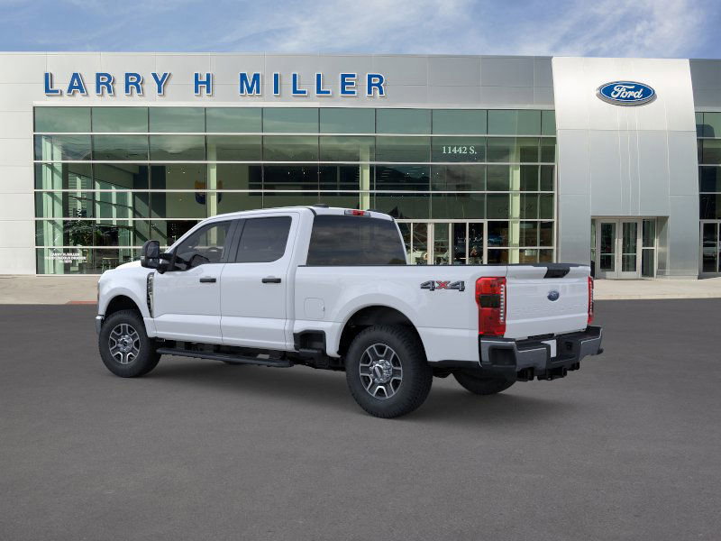 2025 Ford F-250 XLT photo 4