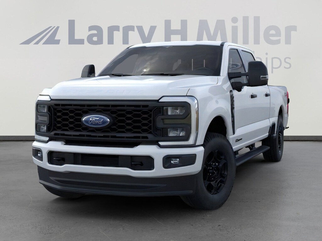 New 2025 Ford Super Duty F-350 SRW XL 4WD Crew Cab 6-3/4' Box V8 Engine